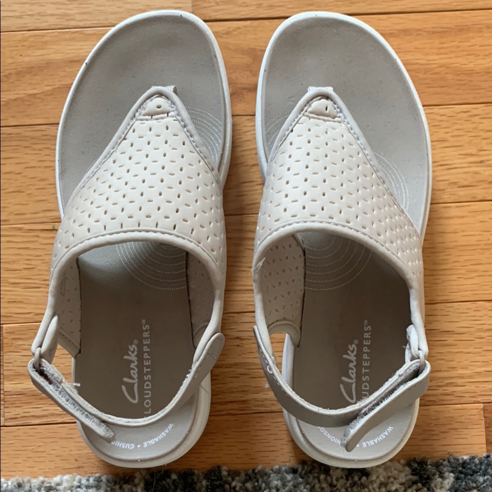 Clarks Cream Sandals Breathable Slip-On Comfort